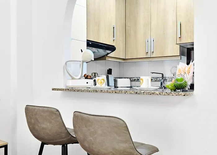 Apartment Home&holiday Andalisa *